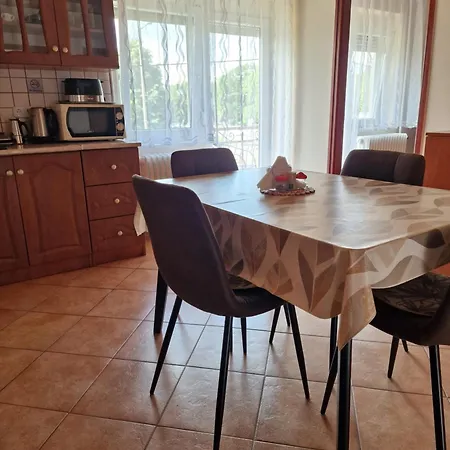 Alfa Apartment *